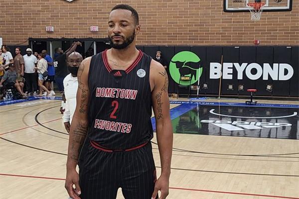 步三分球充 步三分球充